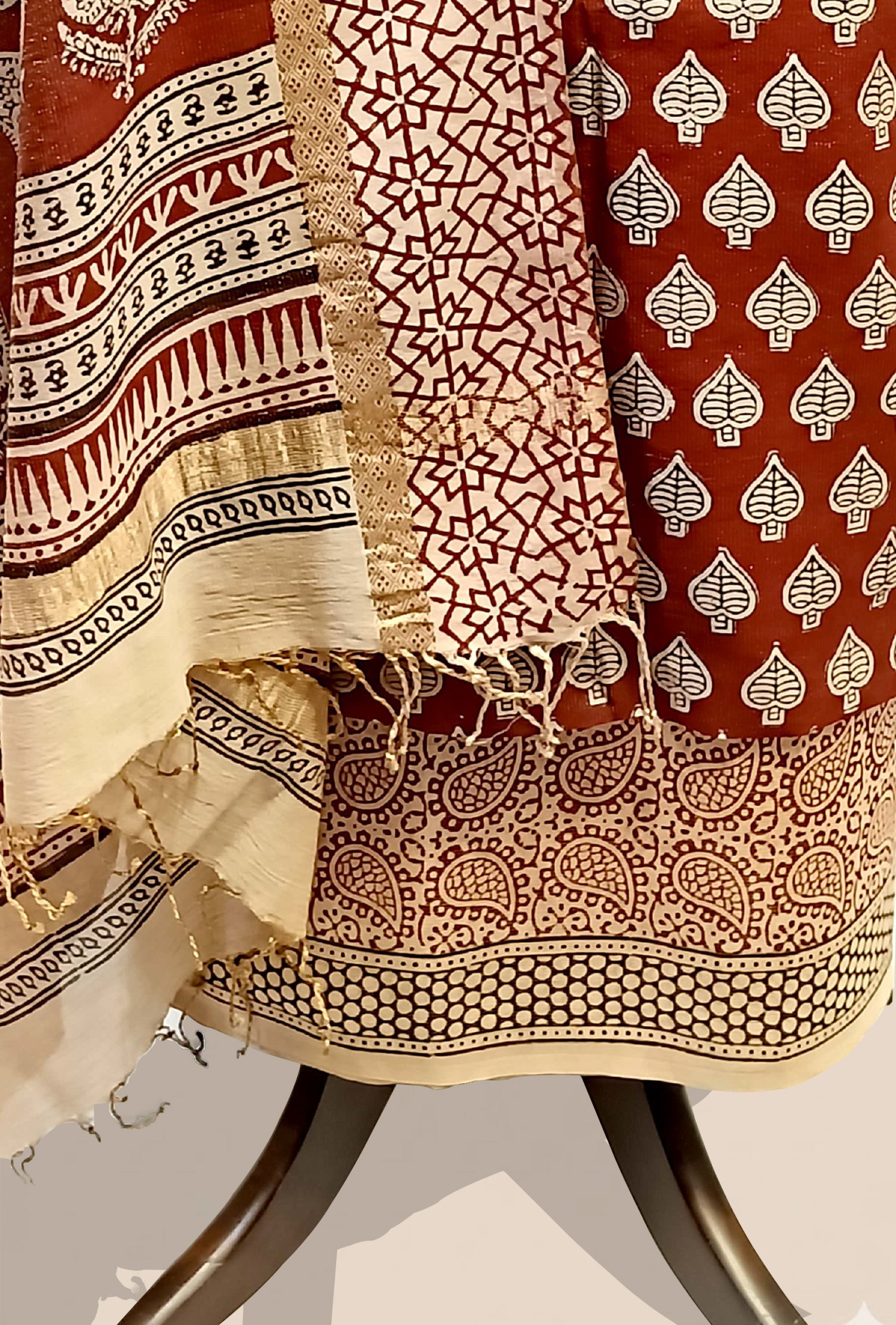 Maheshwari Tissue Suit 3 pcs - rust brown / deep maroon base - Image 3